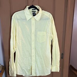 GAP Men's Light Yellow Casual Shirt